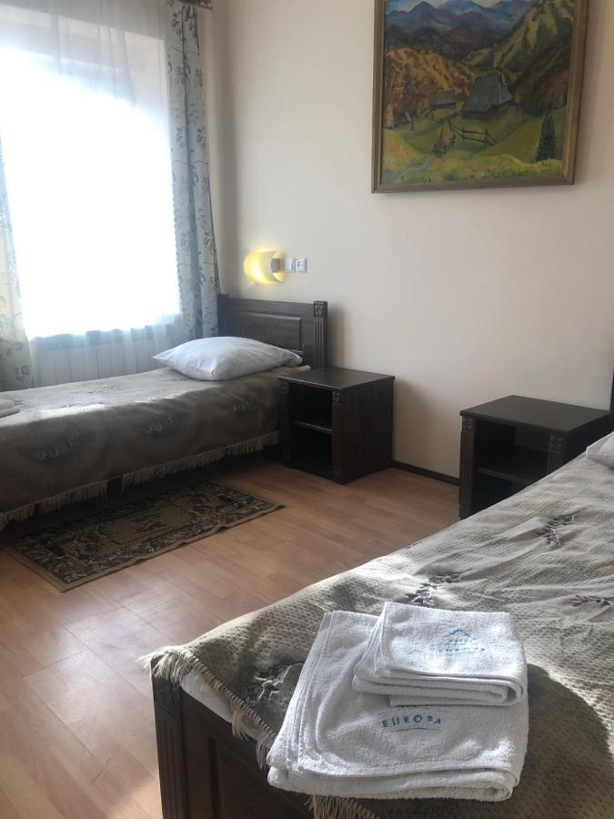 Europa Otel Rakhiv Dış mekan fotoğraf