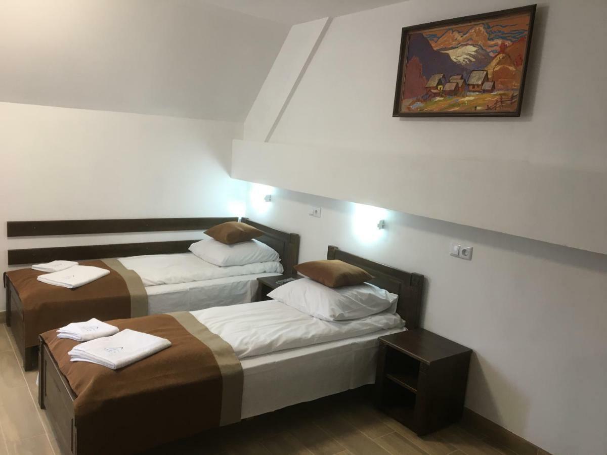 Europa Otel Rakhiv Dış mekan fotoğraf